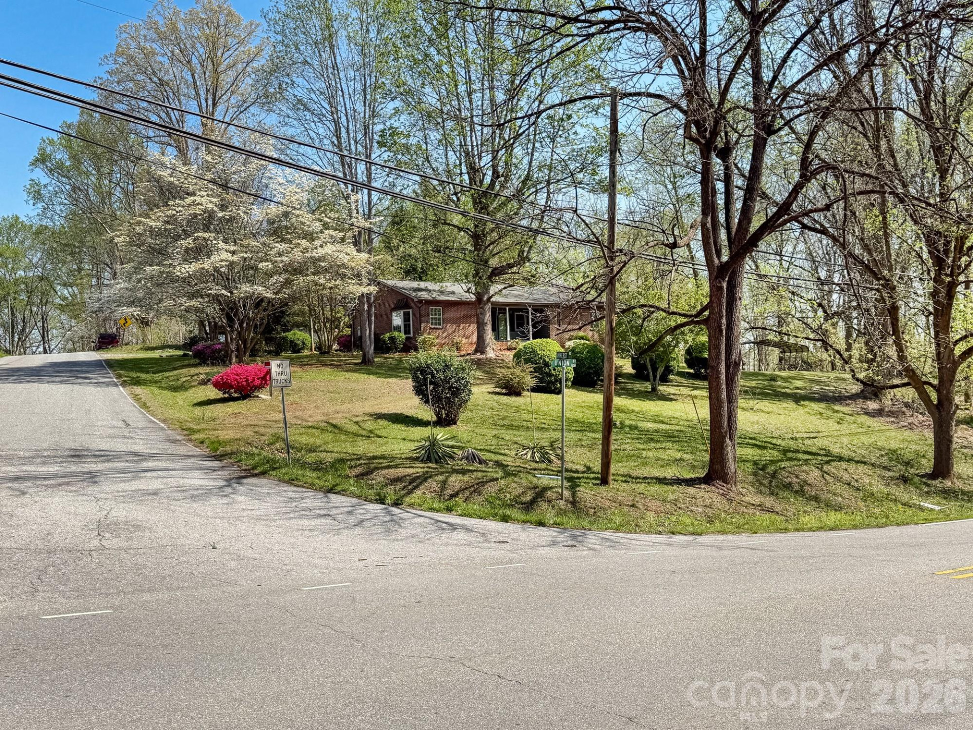 1401 Union Street - Photo 2