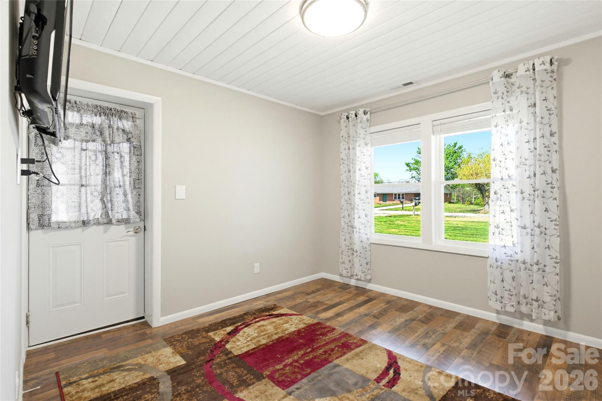 279 Garden Lane - Photo 9