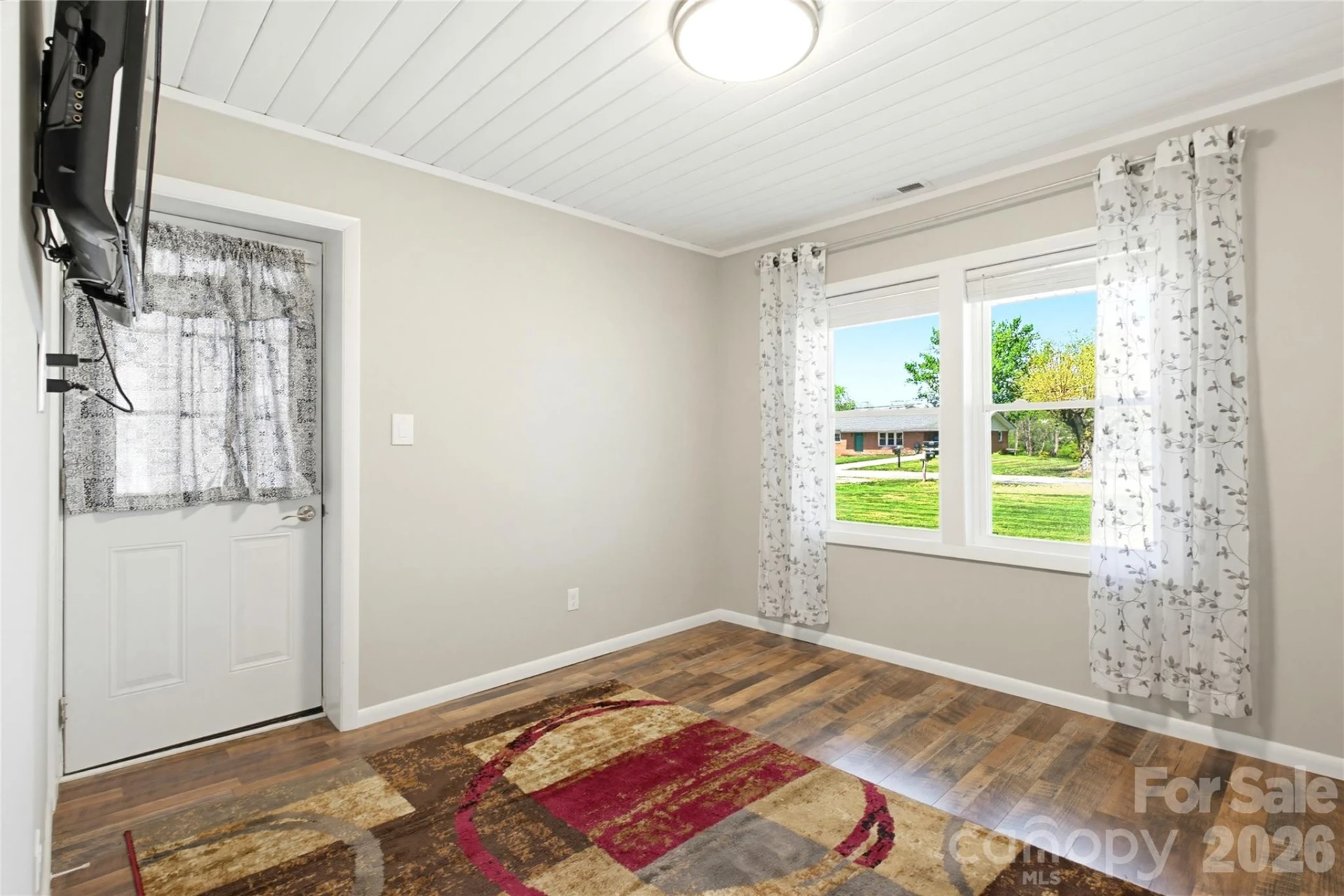 279 Garden Lane - Photo 9