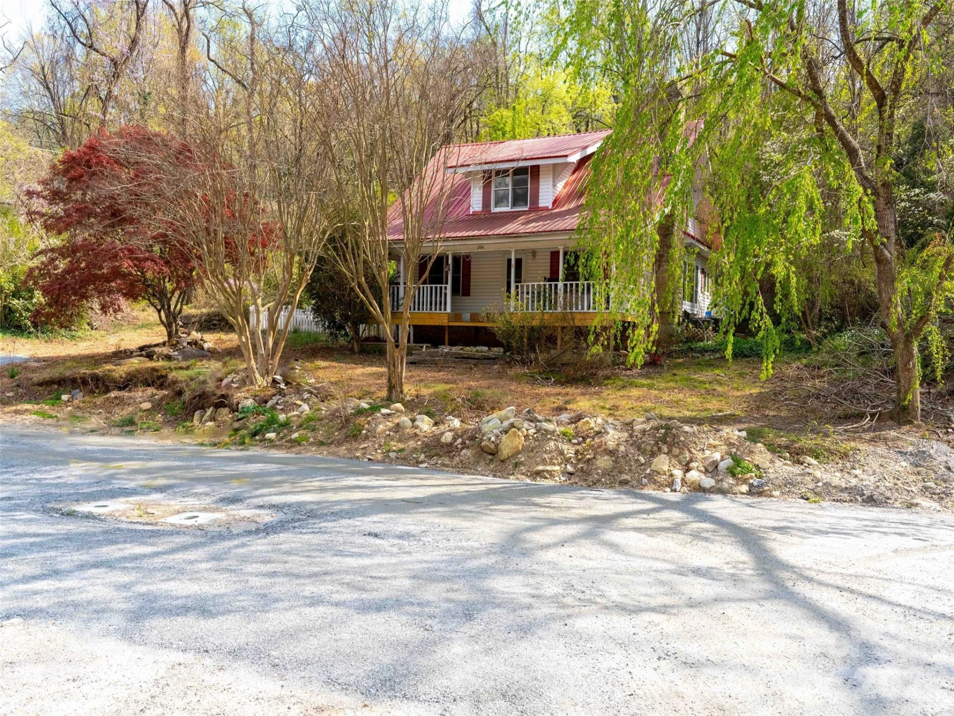 306 Southside Drive