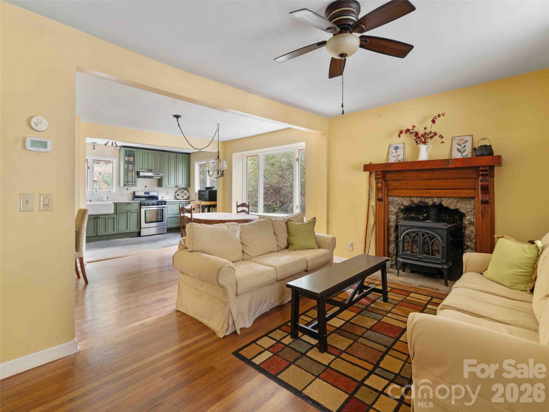 306 Southside Drive - Photo 11