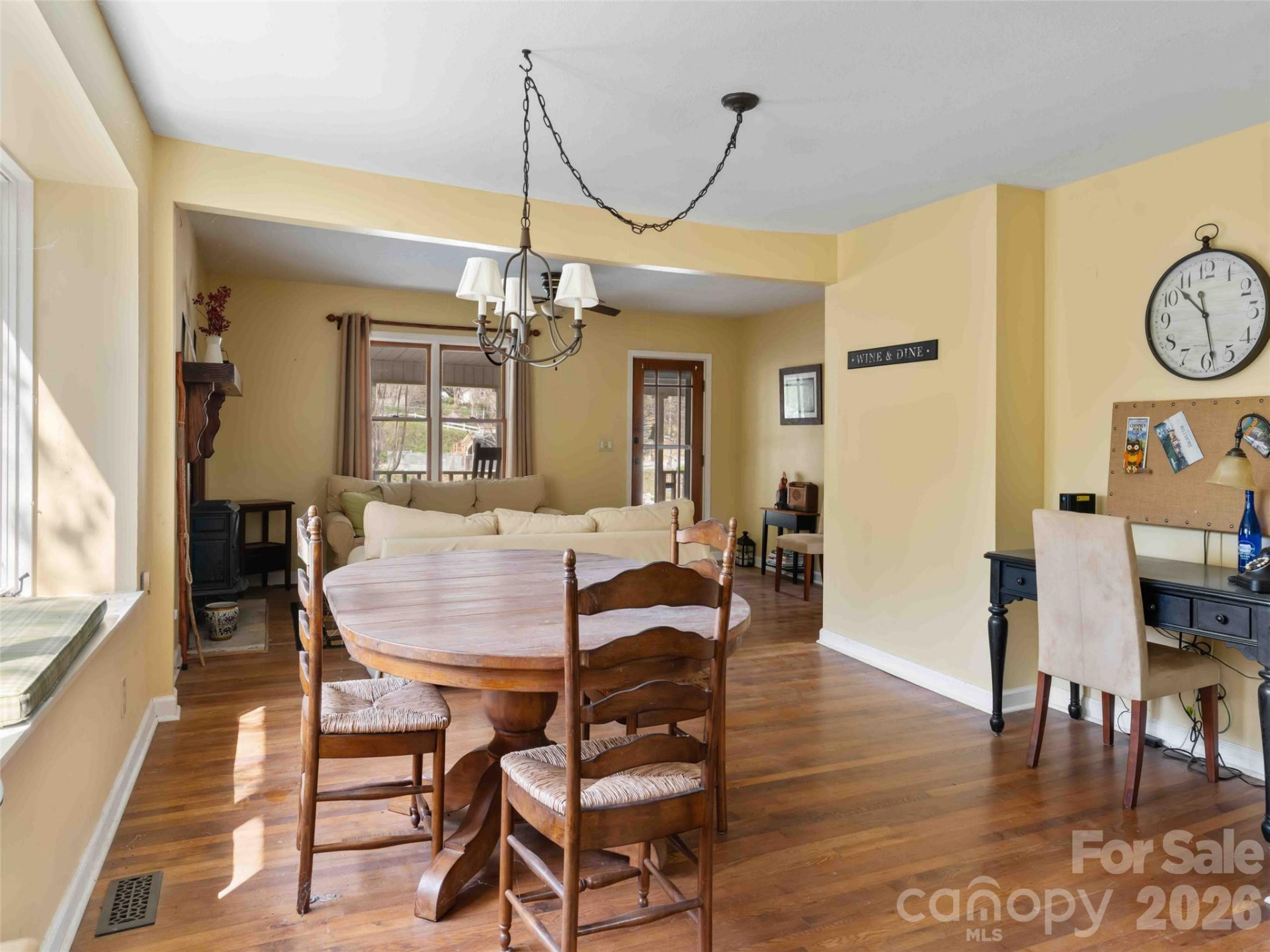 306 Southside Drive - Photo 17