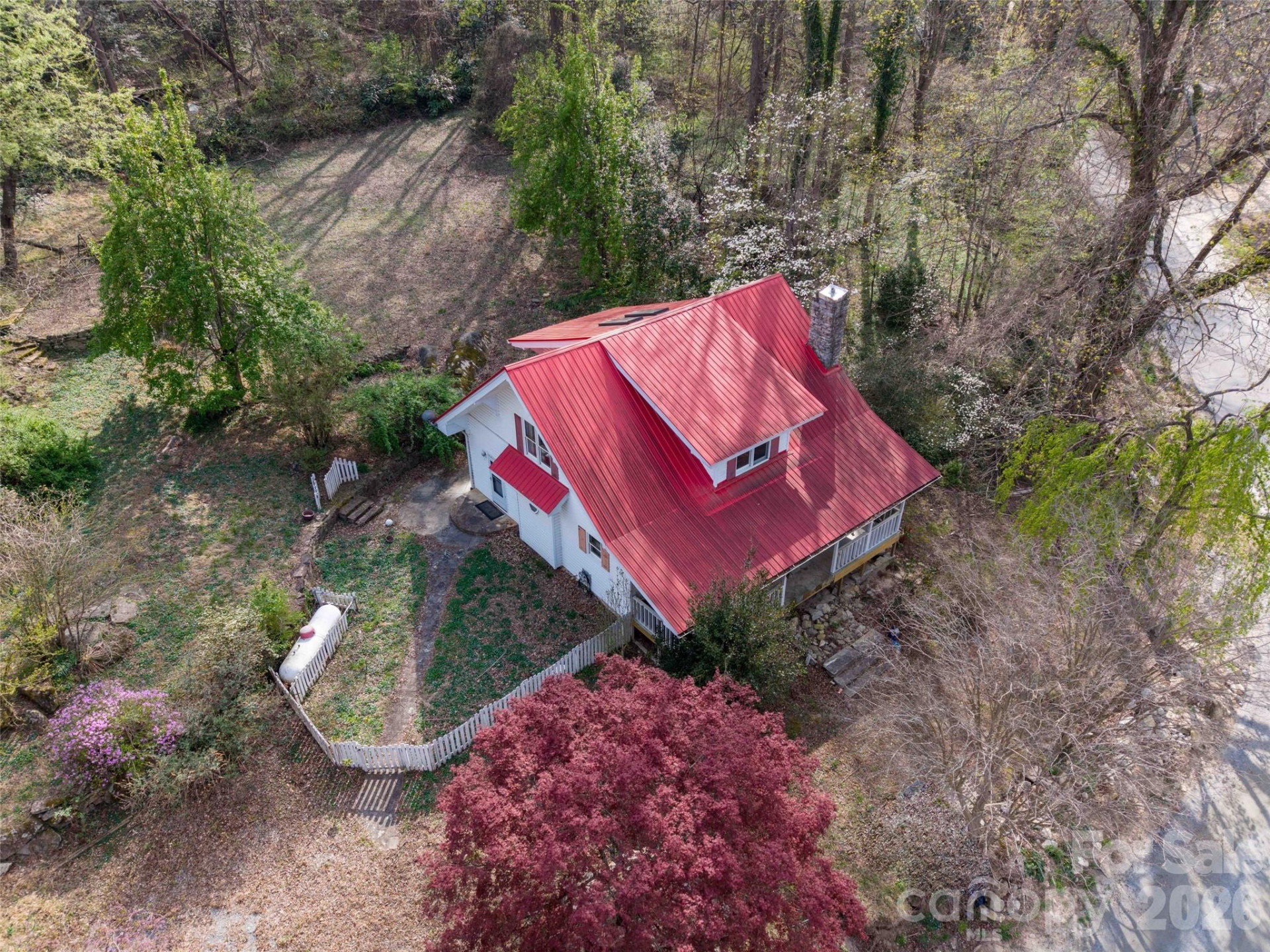 306 Southside Drive - Photo 9