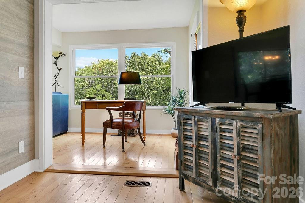 216 Tinequa Drive - Photo 16