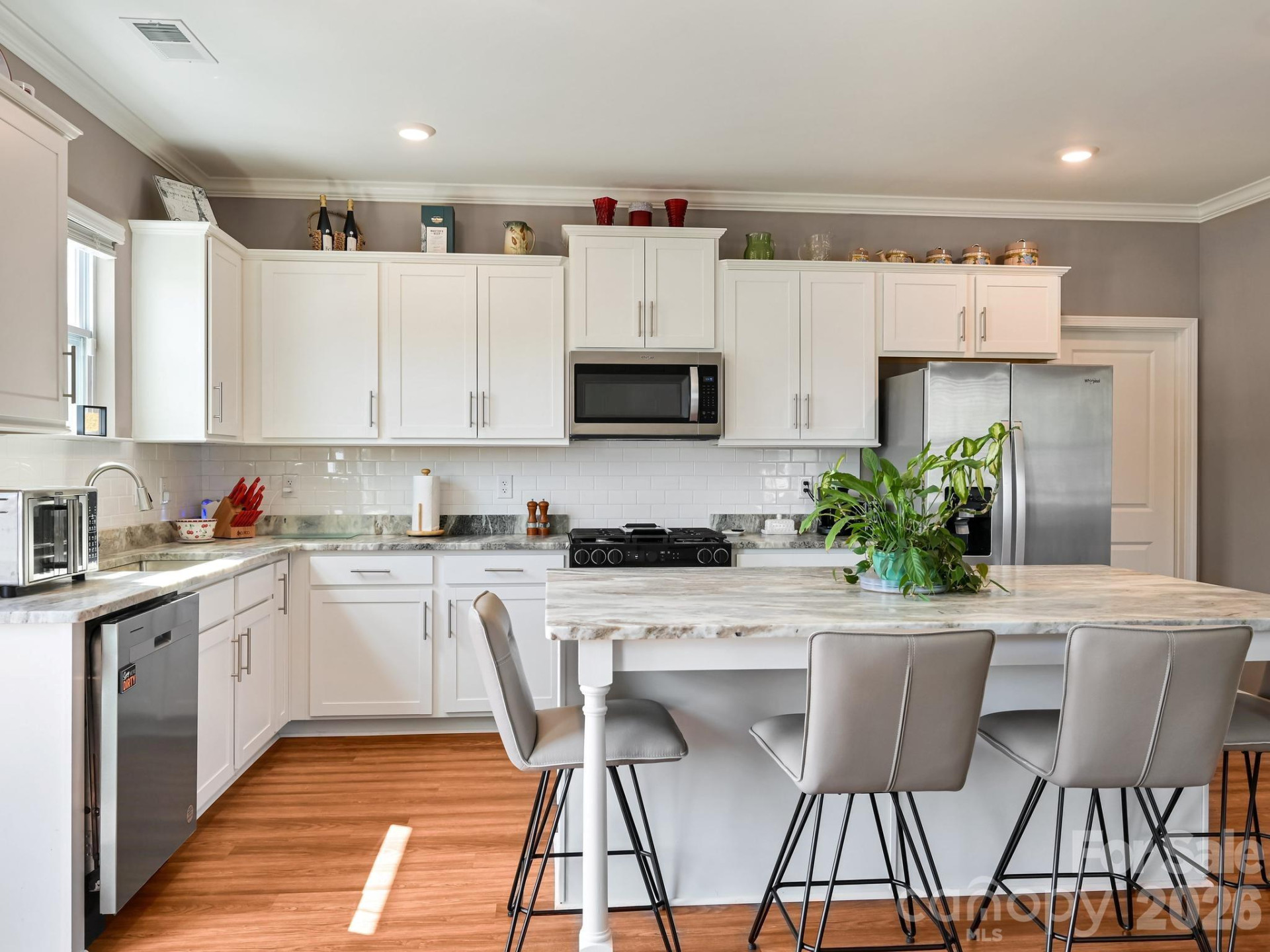 154 Woodvale Drive - Photo 14