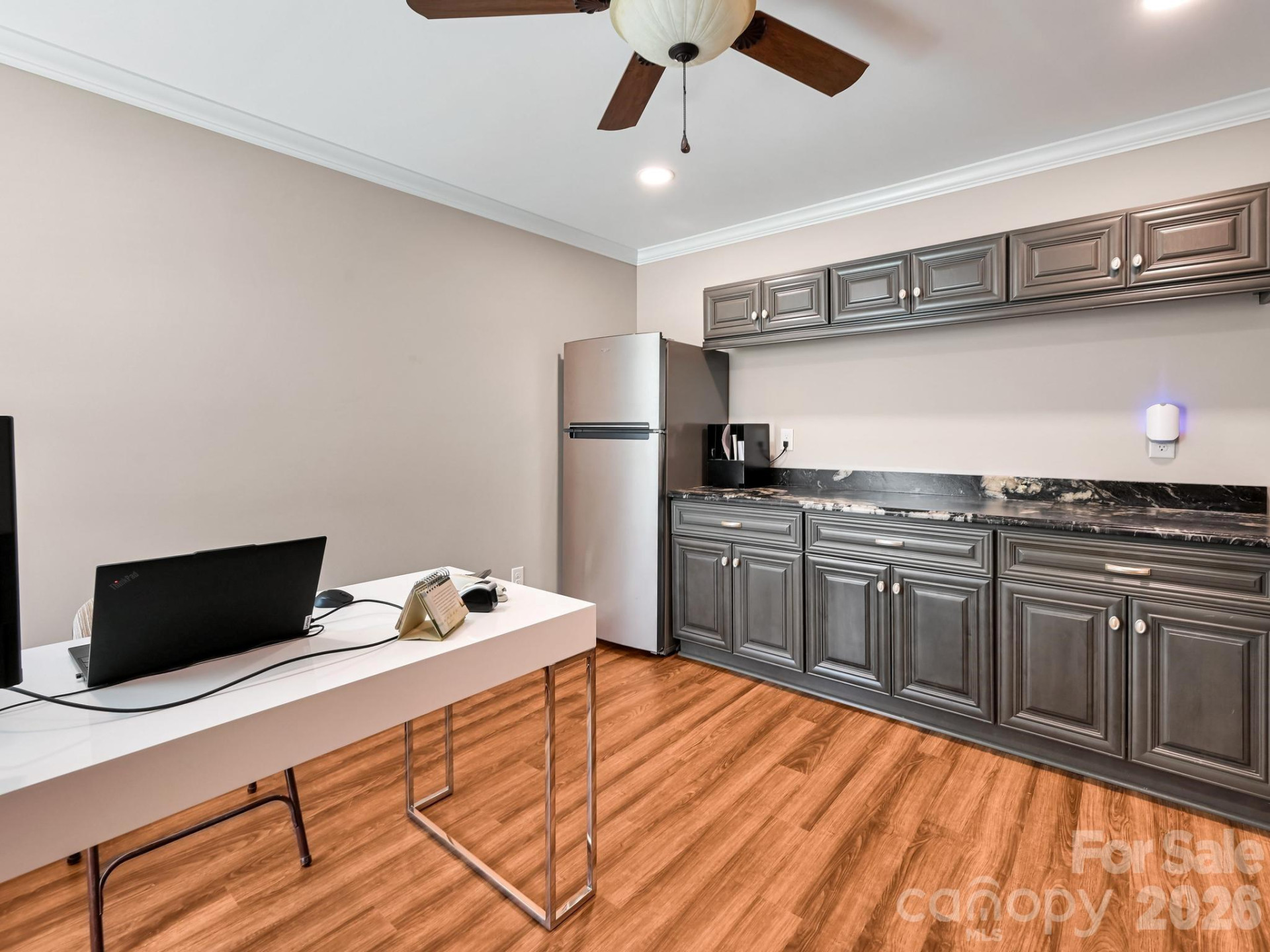 154 Woodvale Drive - Photo 36