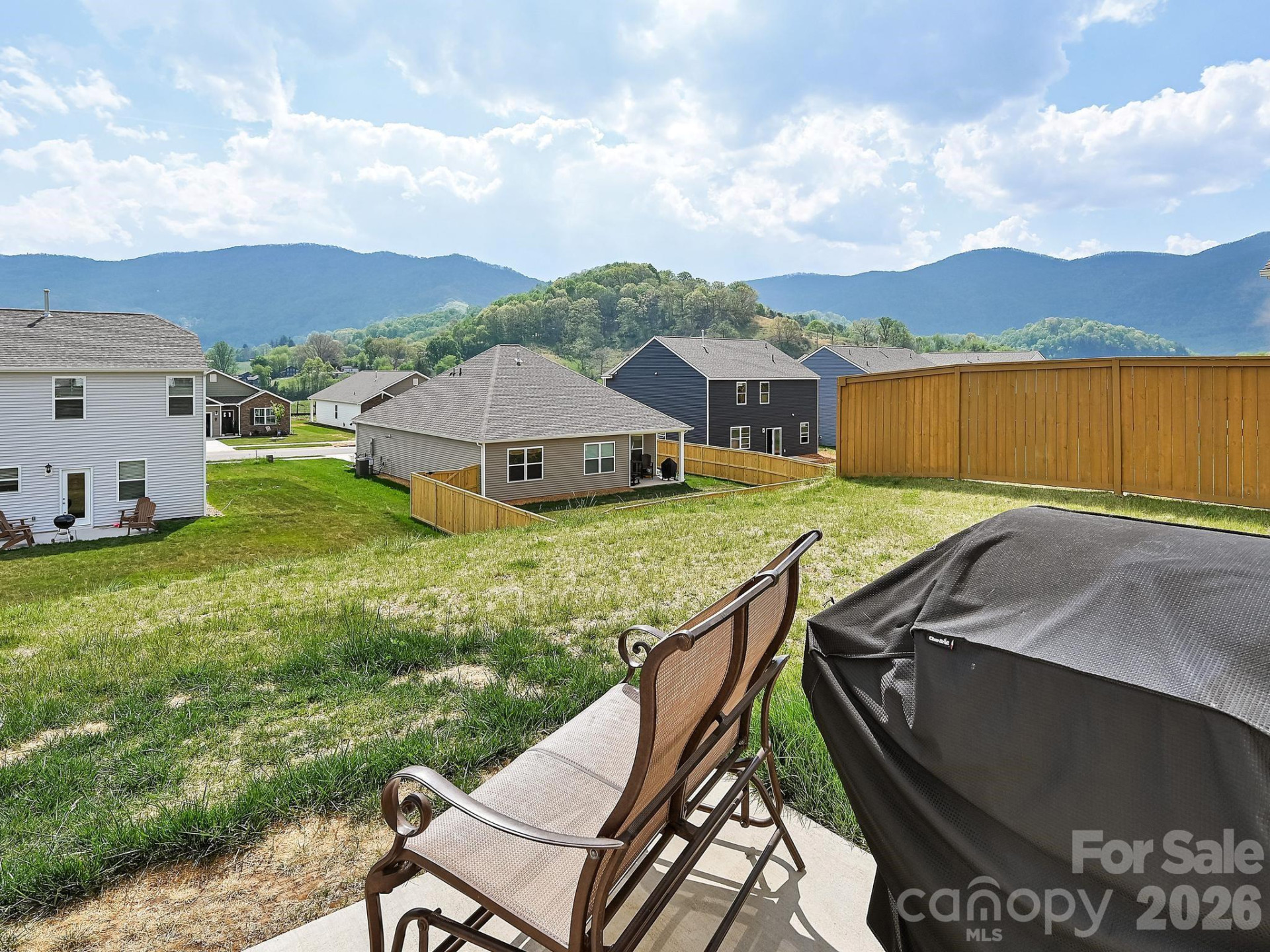 154 Woodvale Drive - Photo 5