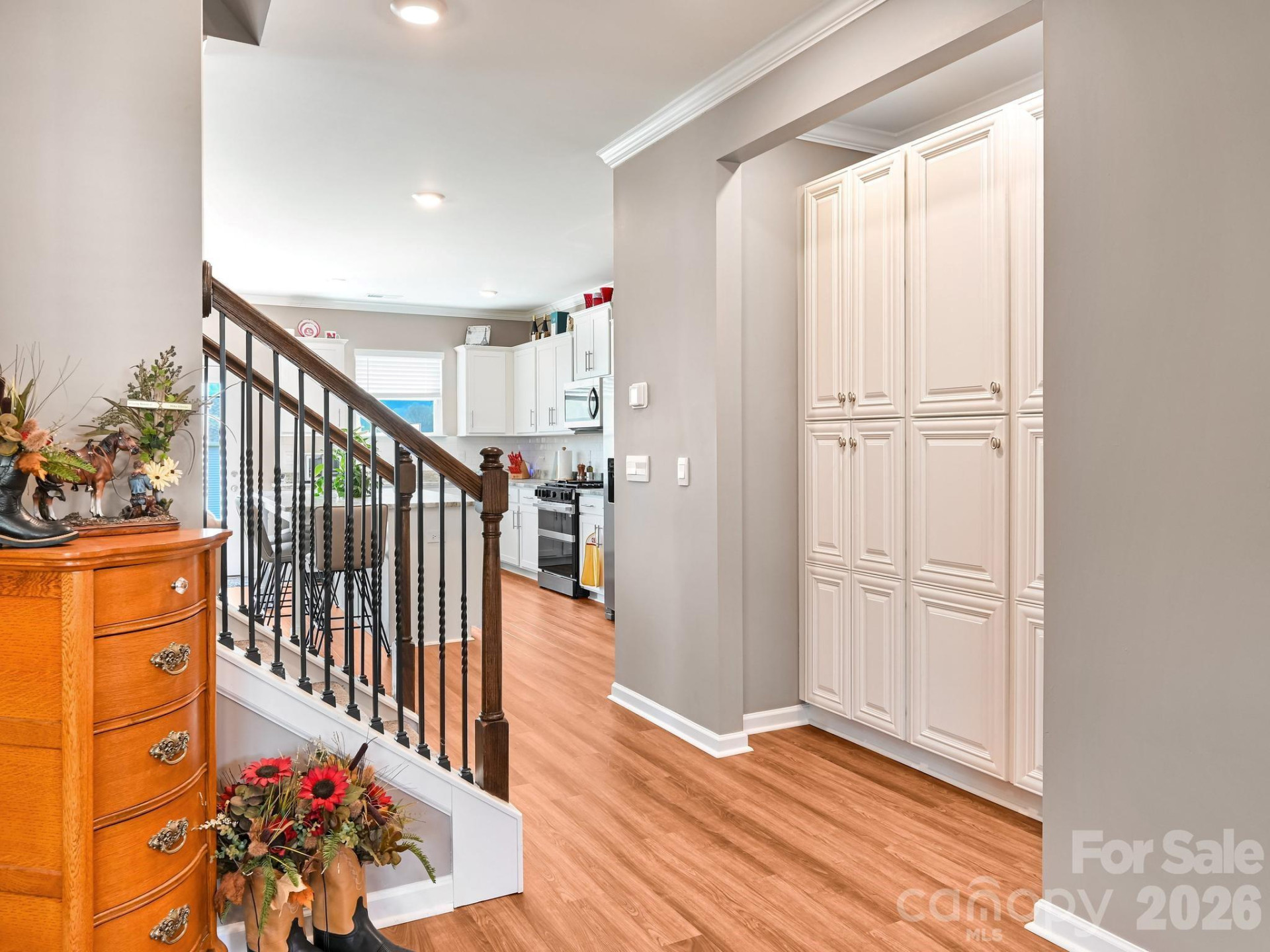 154 Woodvale Drive - Photo 8