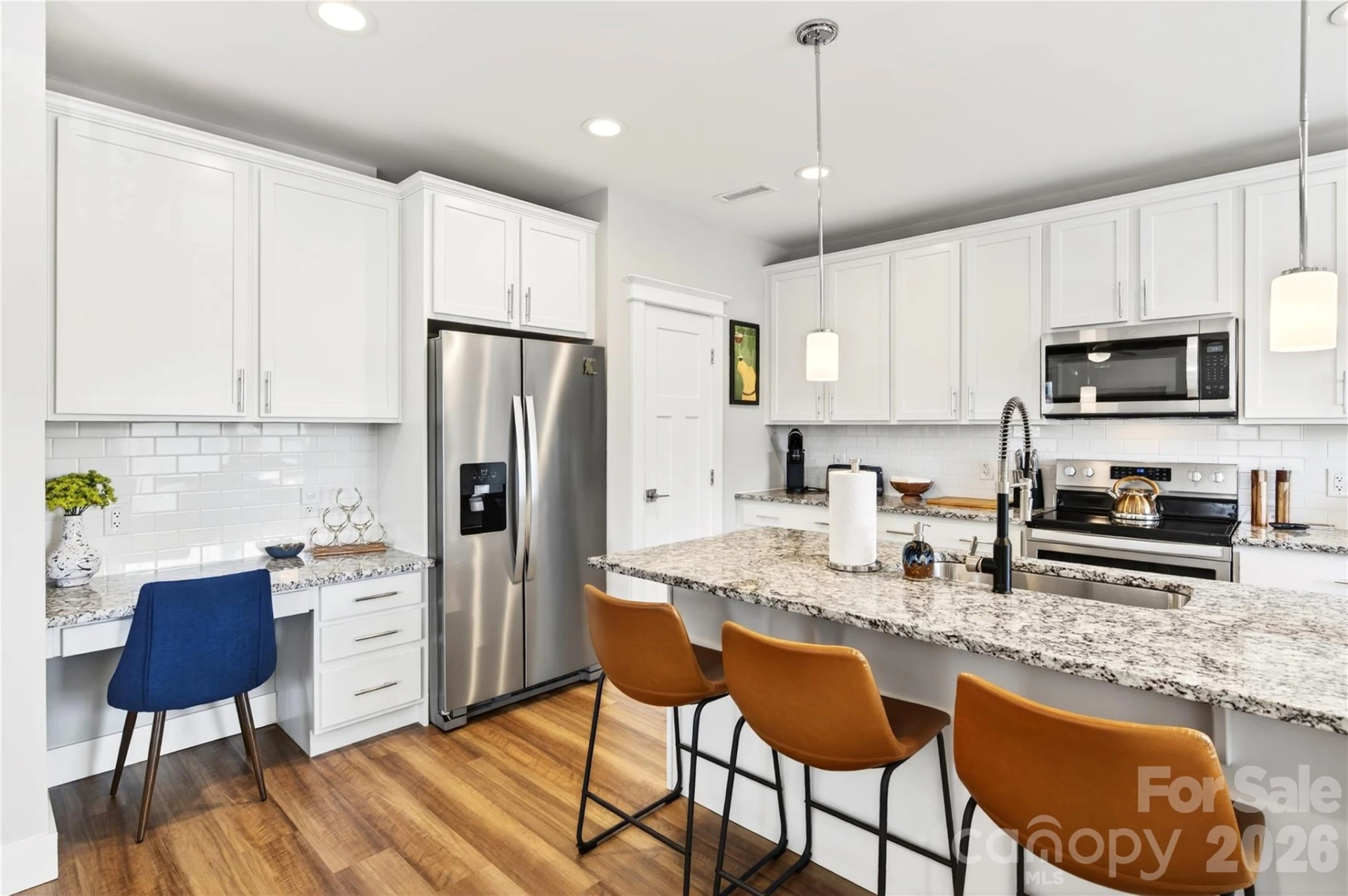 1108 Blueview Drive - Photo 4
