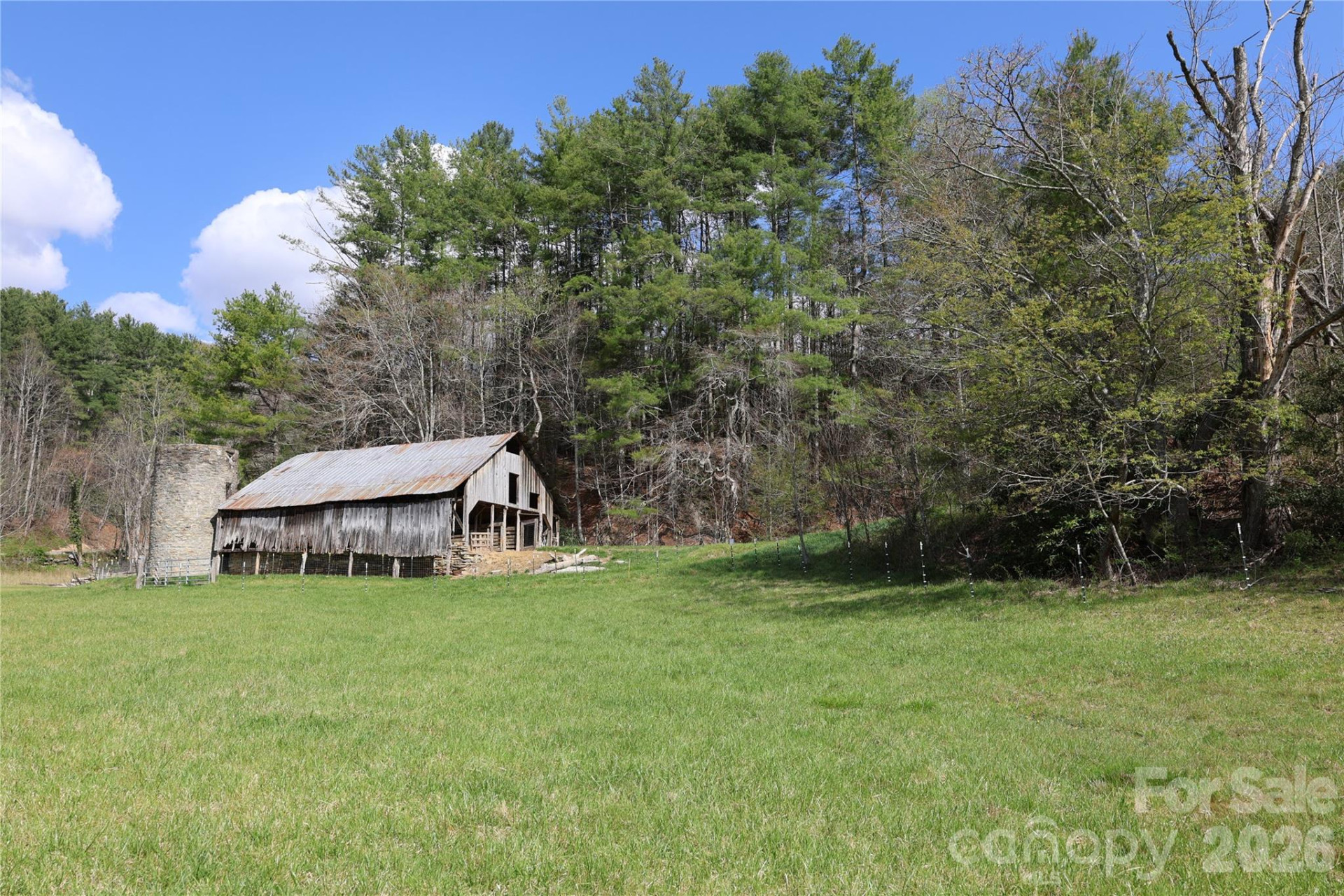 1422 Middle Fork Road - Photo 3