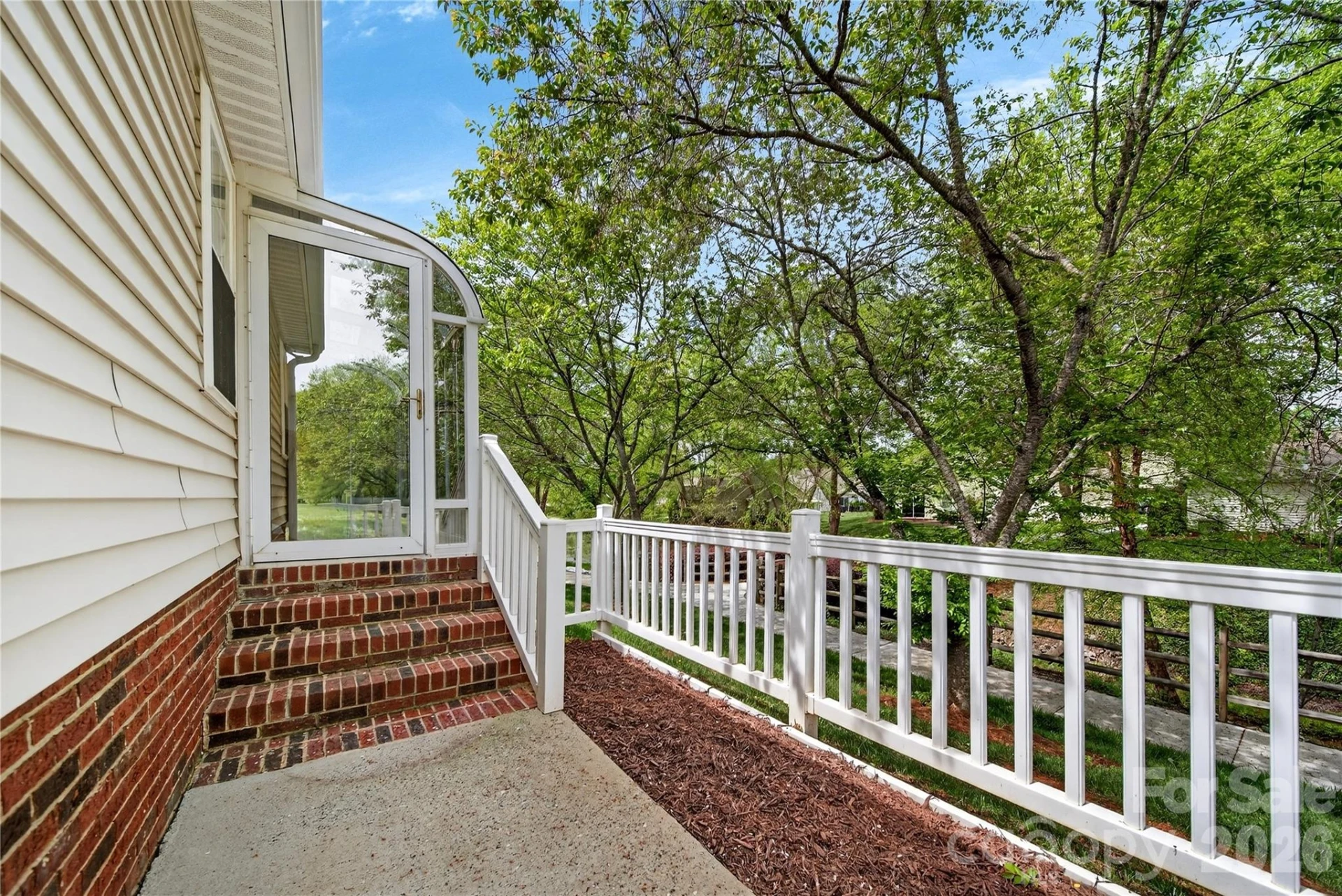 160 Oak Village Parkway - Photo 32