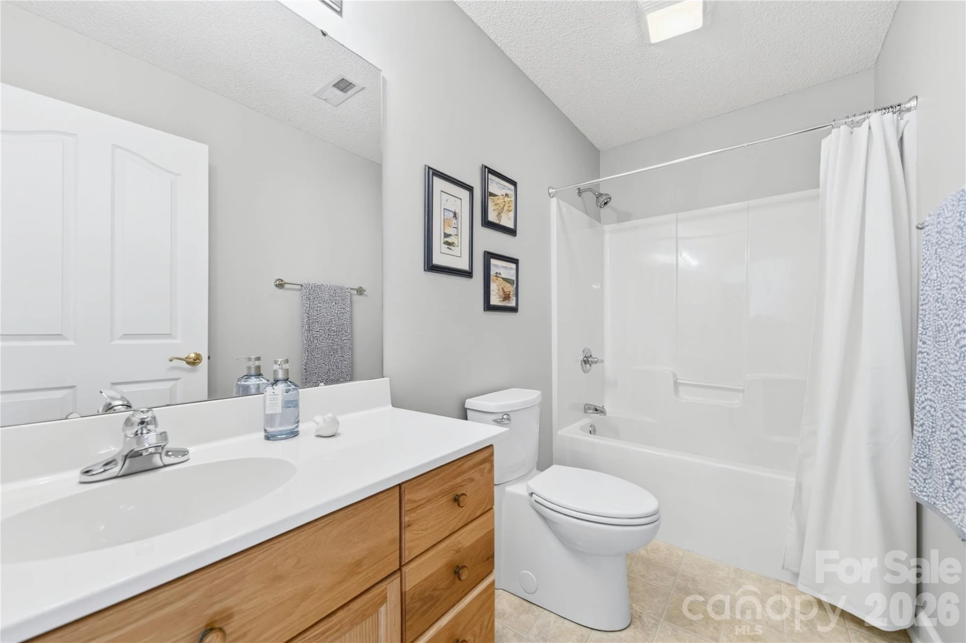 160 Oak Village Parkway - Photo 8