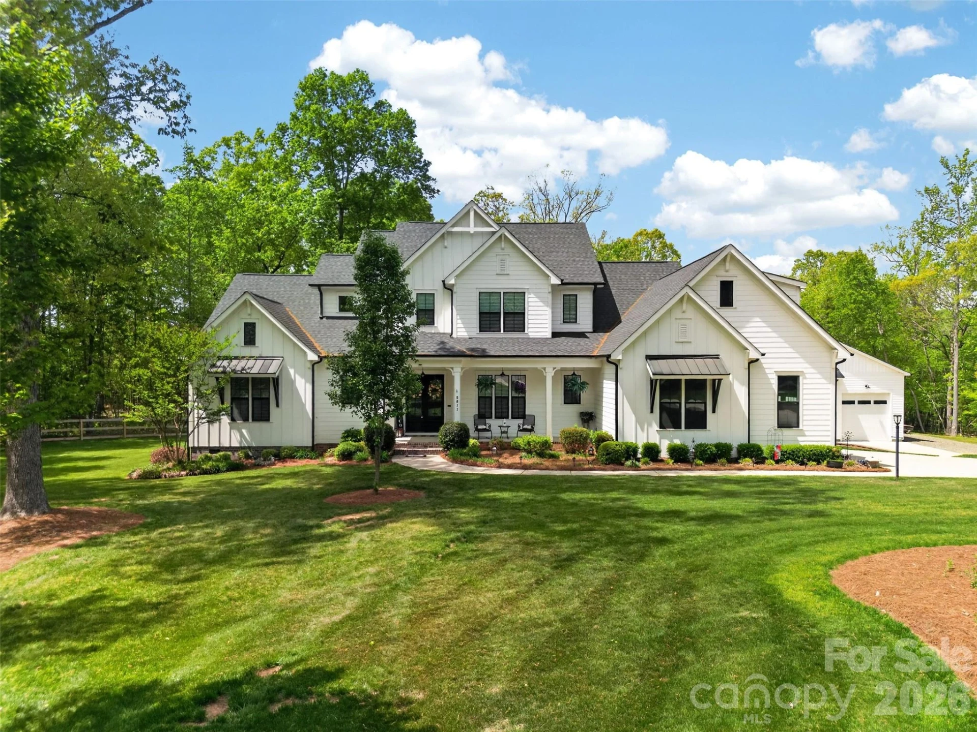 5811 Kristi Lane