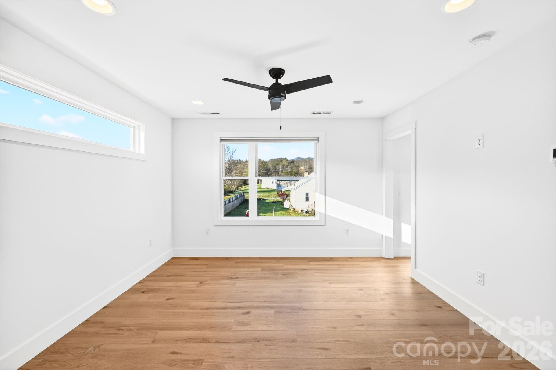 477 Oakdale Road - Photo 11