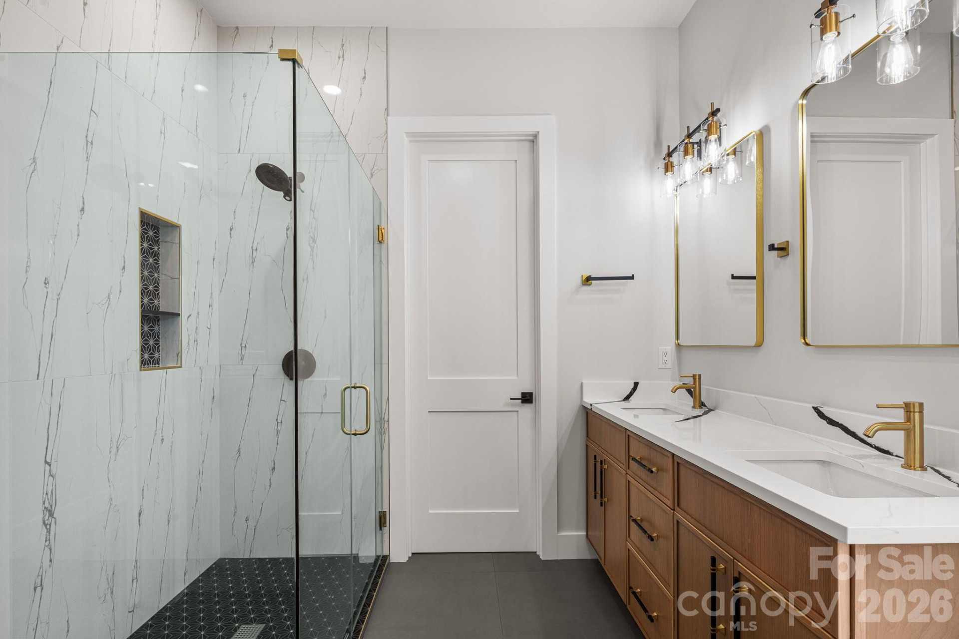 8 Overlook Place #4 - Photo 11