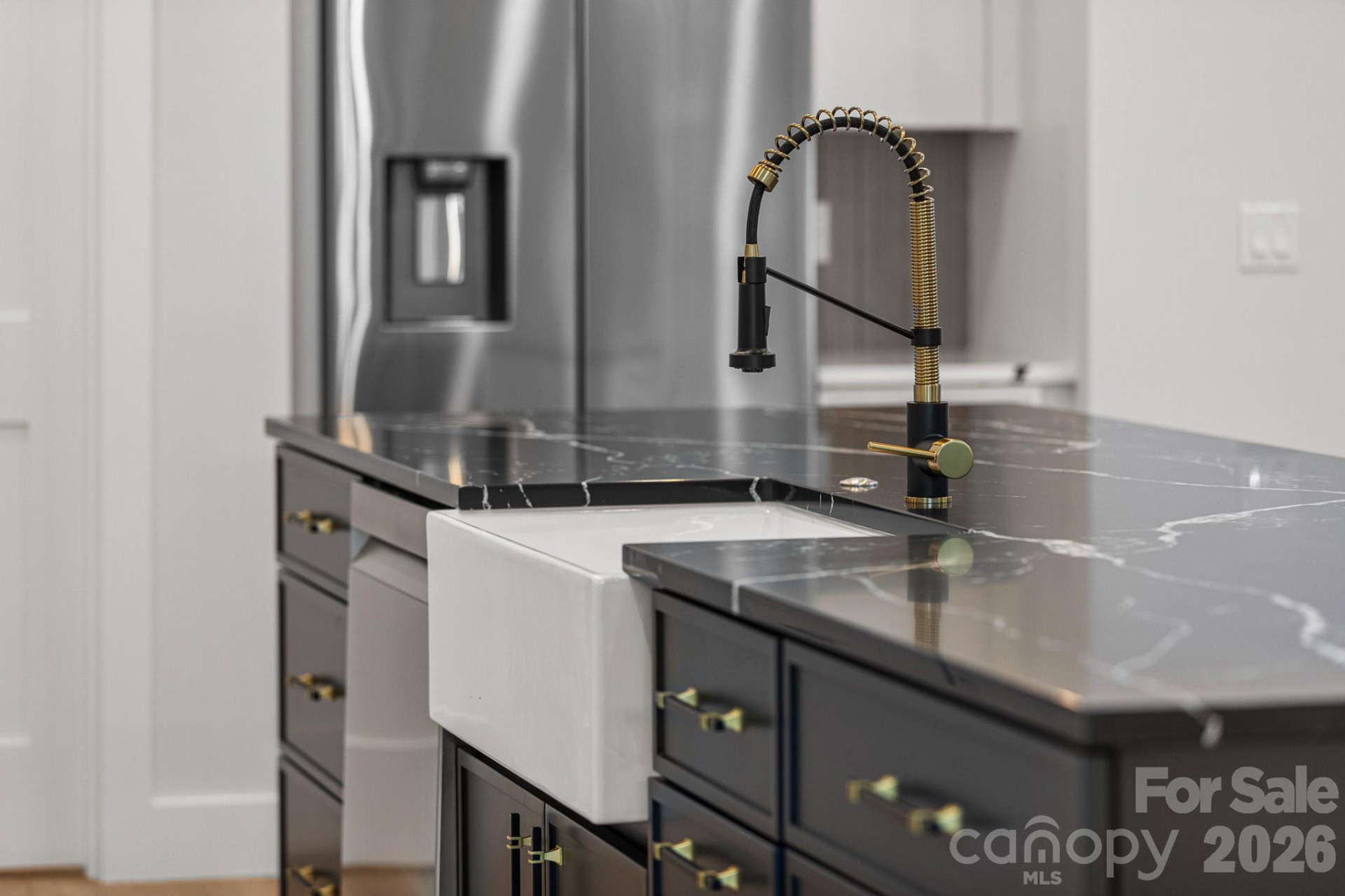 8 Overlook Place #4 - Photo 32