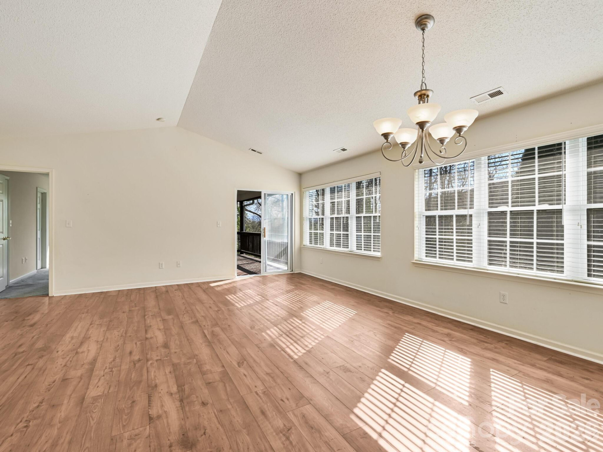 72 Creeks End Circle - Photo 3