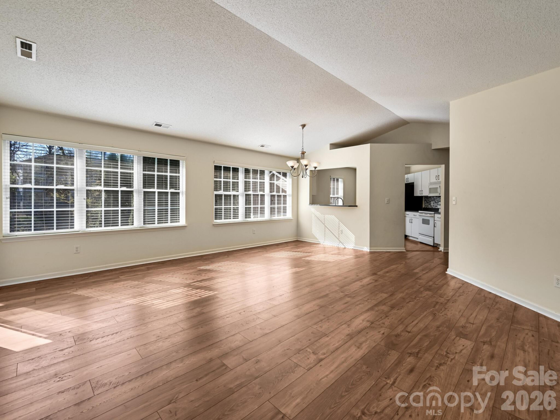 72 Creeks End Circle - Photo 5