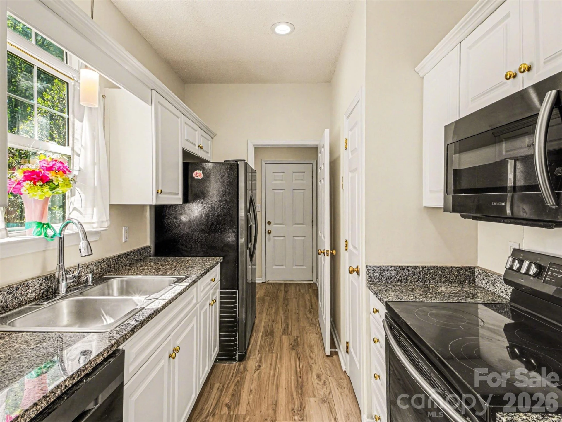 12548 Panthersville Drive - Photo 7