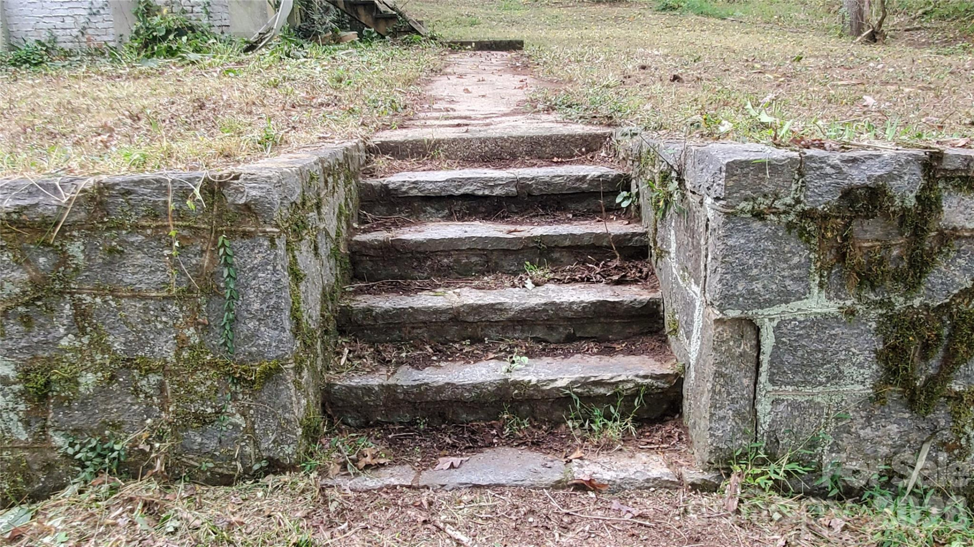 1 Main Entrance Street - Photo 12