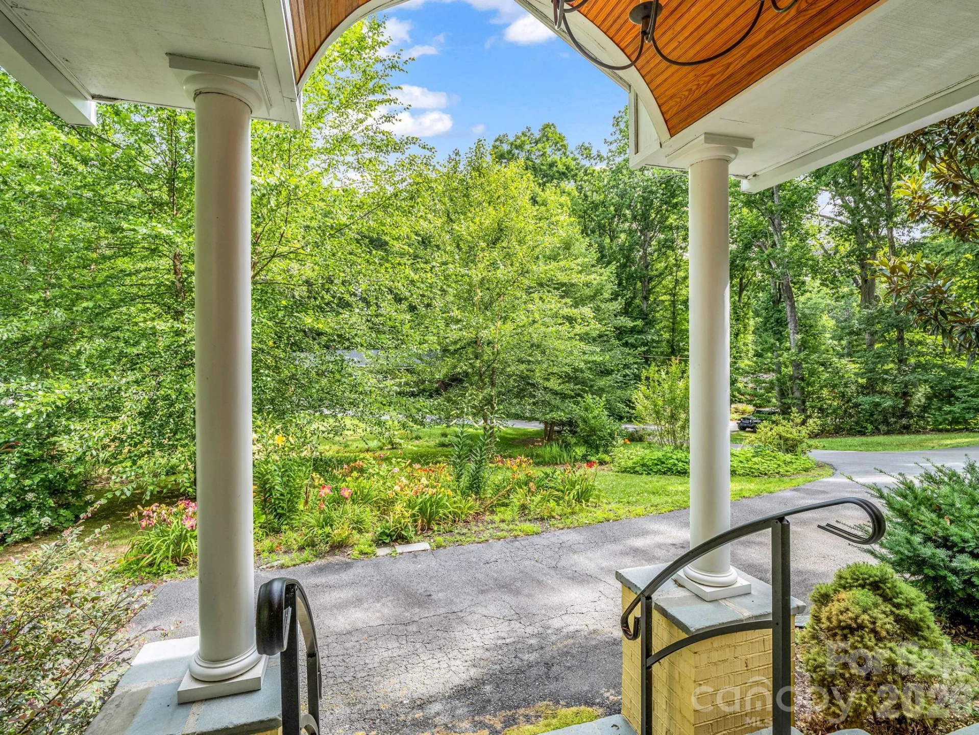 111 Dogwood Drive - Photo 12
