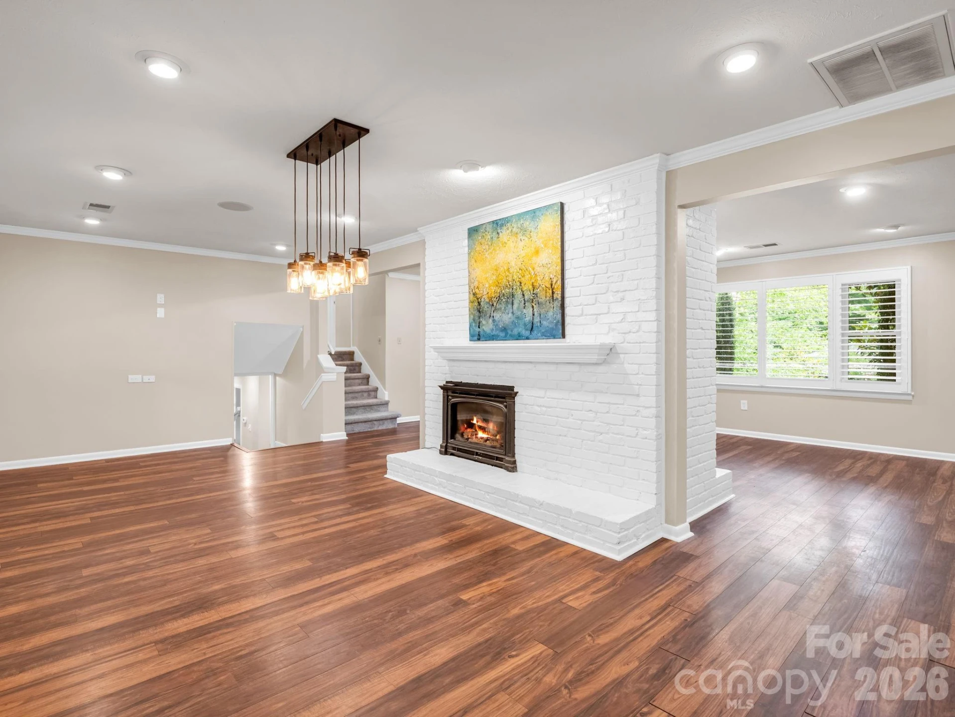 111 Dogwood Drive - Photo 4