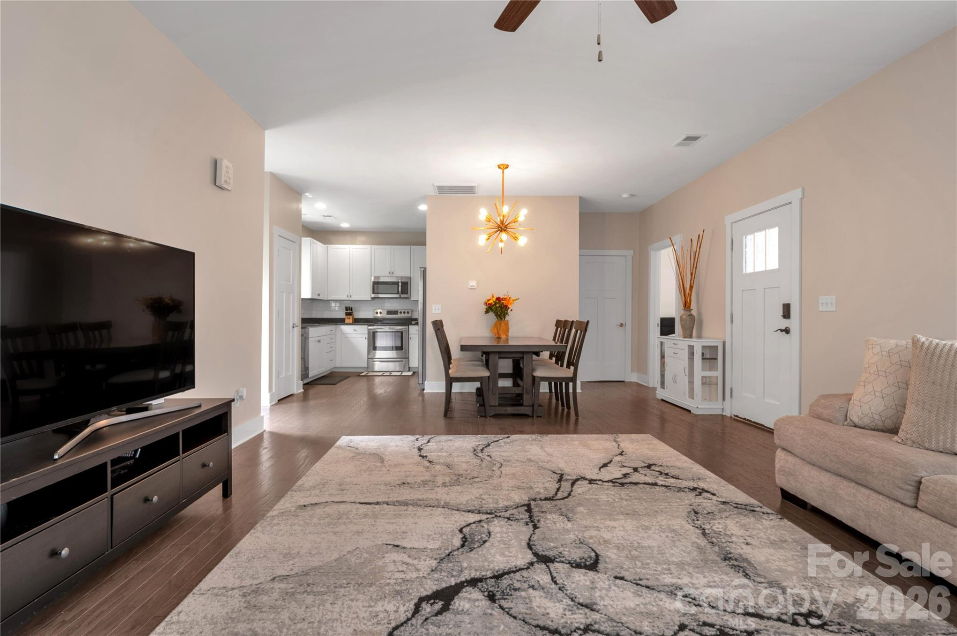 27 Mann Lane - Photo 3