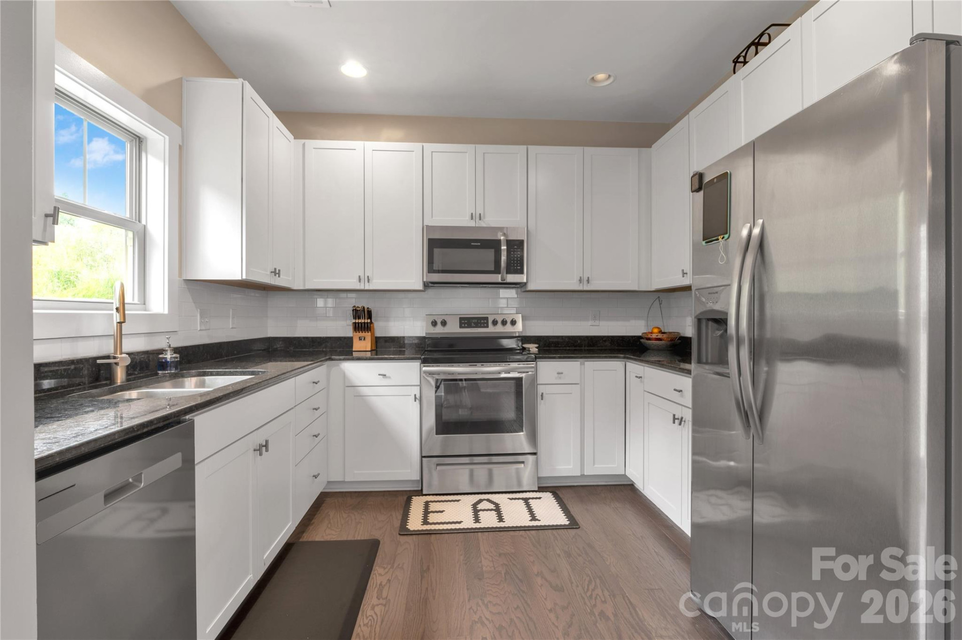 27 Mann Lane - Photo 7