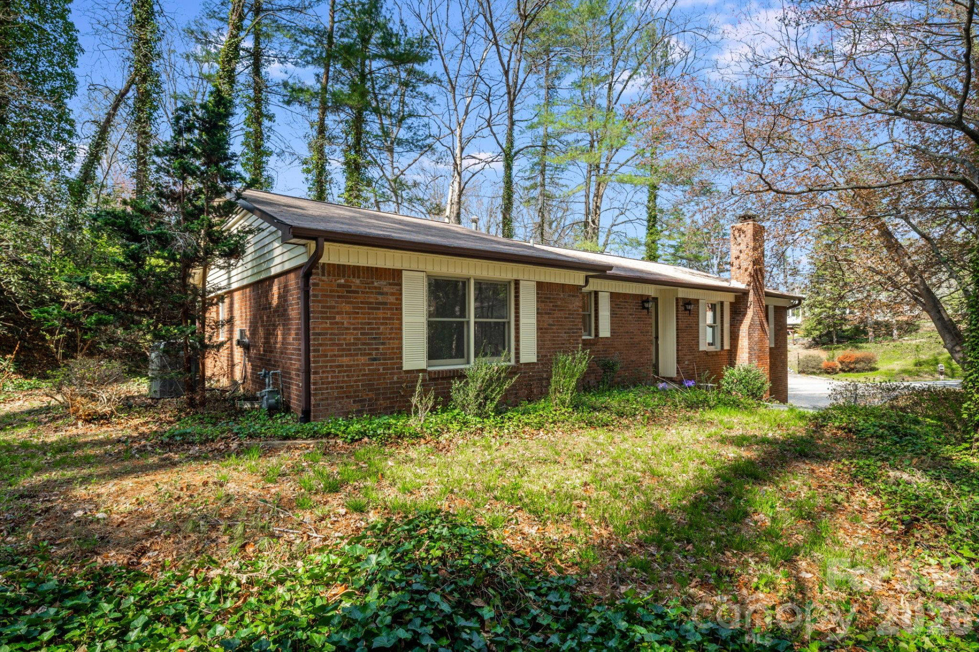 154 Surry Lane