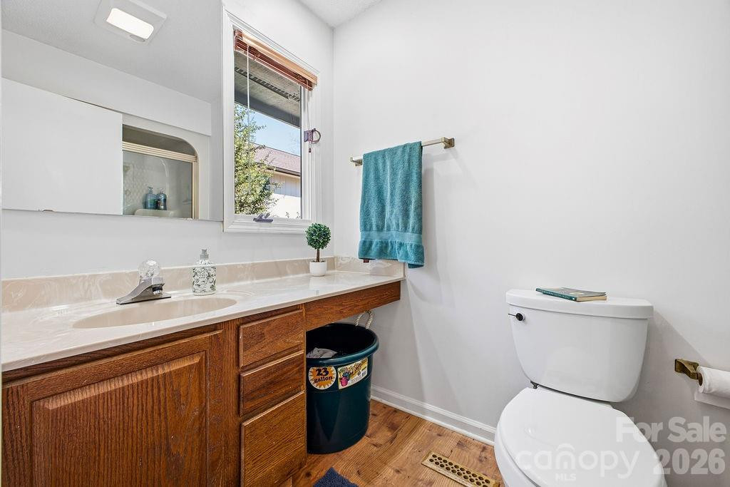 2070 Golfside Lane - Photo 16