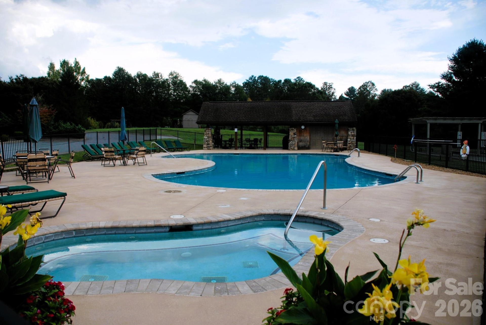 2070 Golfside Lane - Photo 39