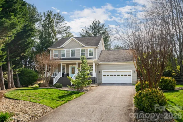 305 Woodview Court