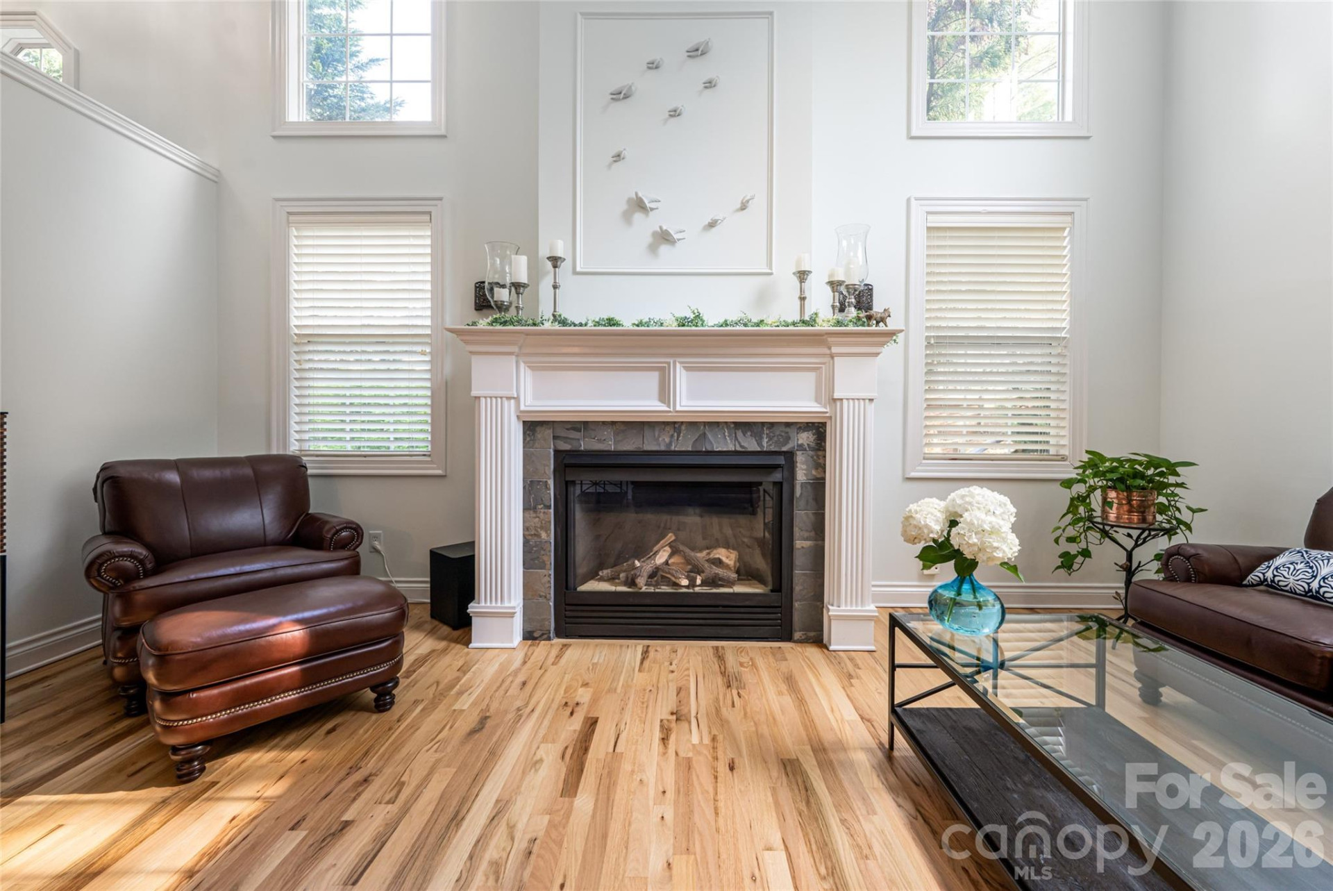 305 Woodview Court - Photo 13