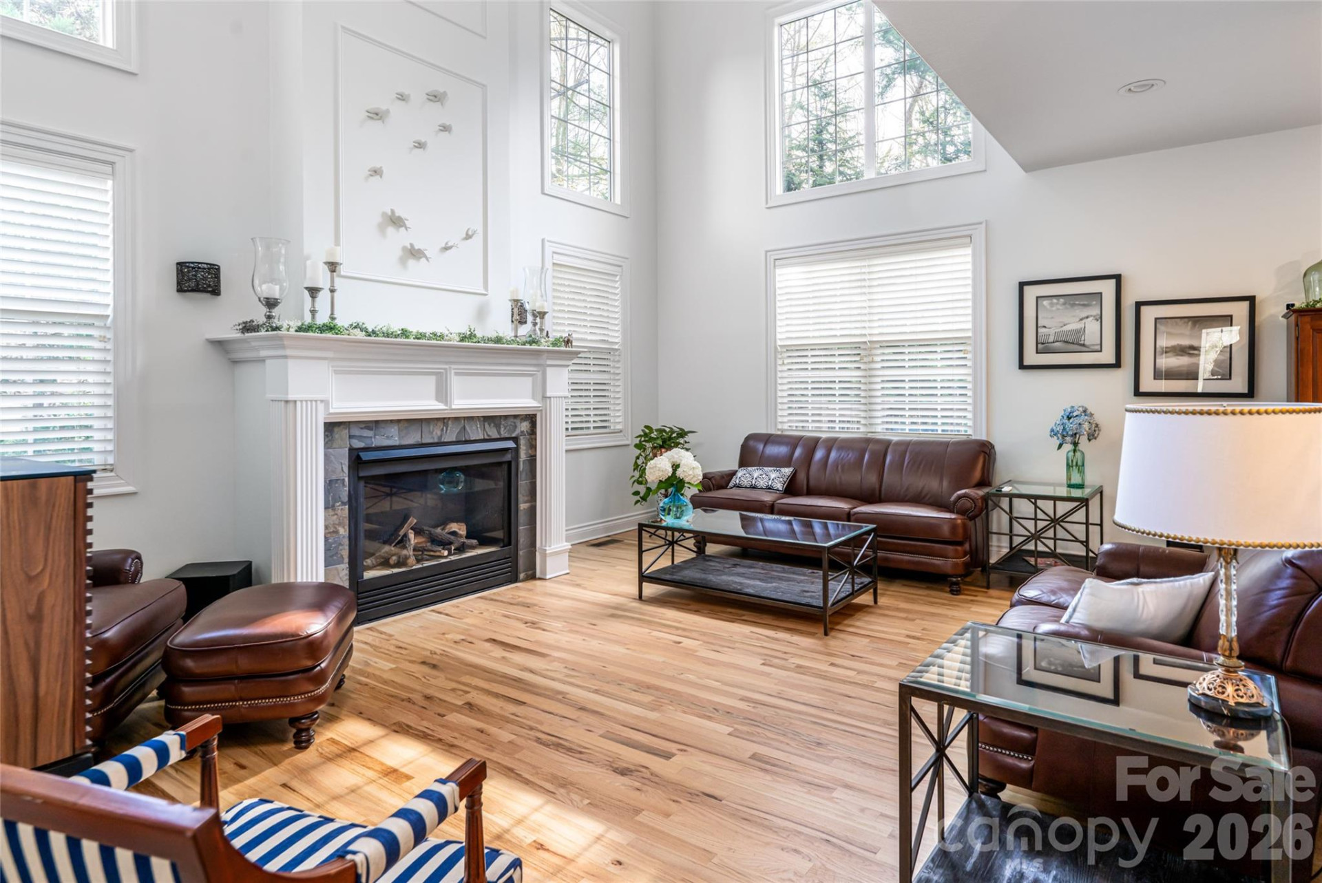 305 Woodview Court - Photo 3