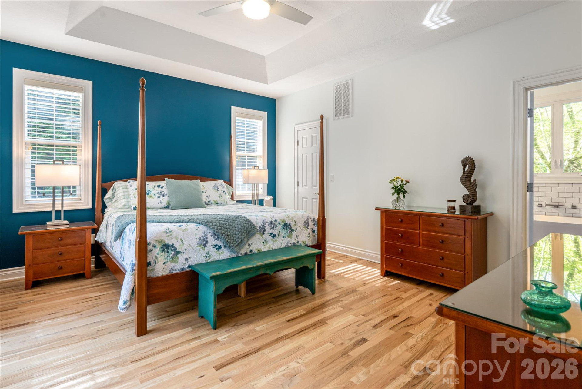 305 Woodview Court - Photo 22