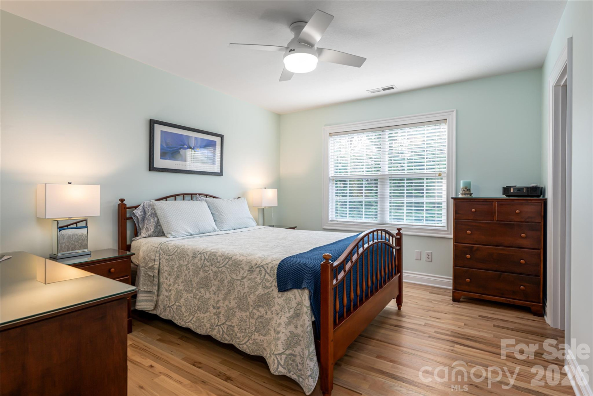 305 Woodview Court - Photo 38