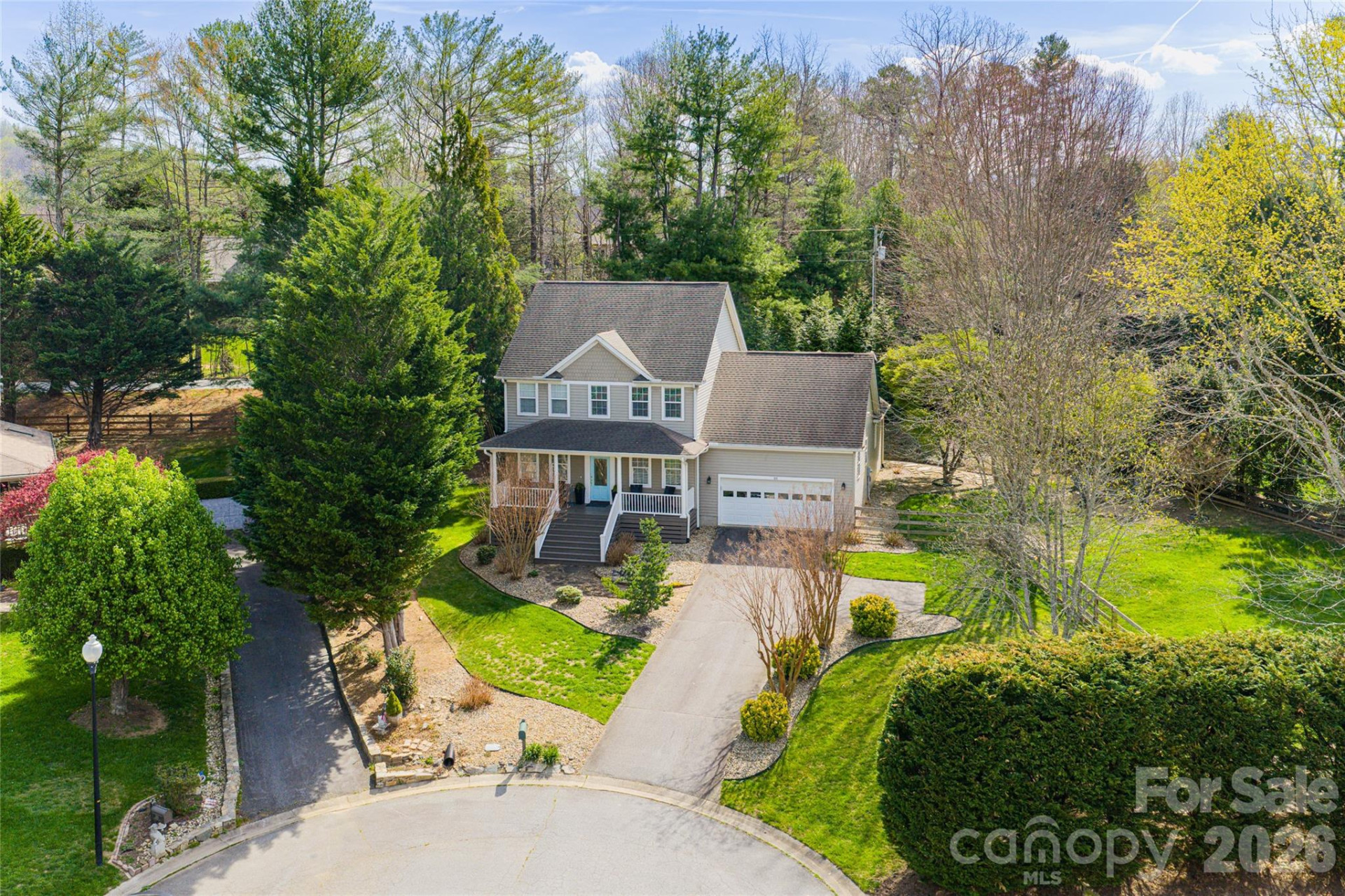 305 Woodview Court - Photo 45