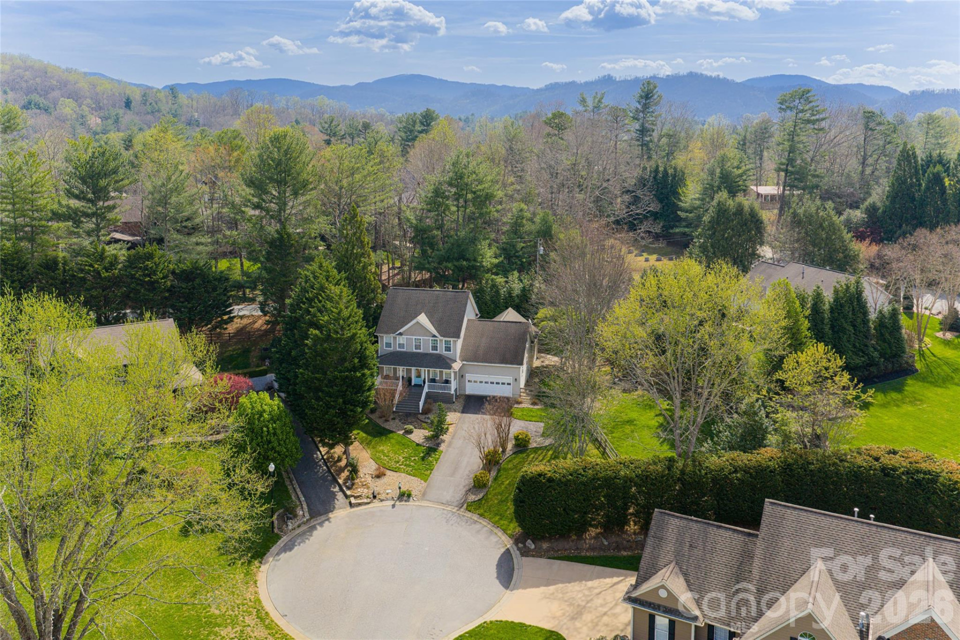 305 Woodview Court - Photo 46