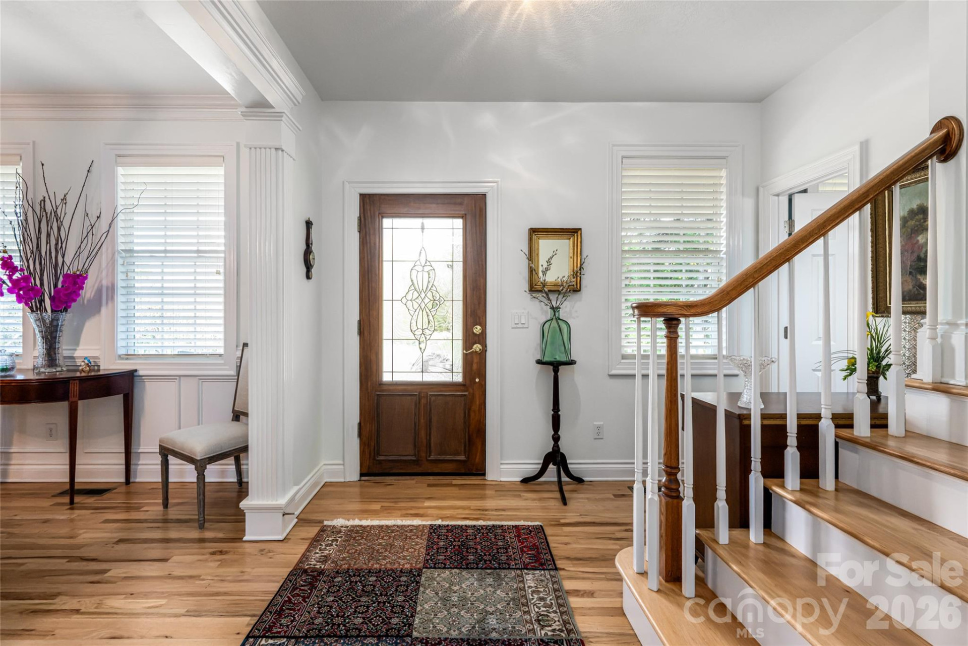 305 Woodview Court - Photo 9