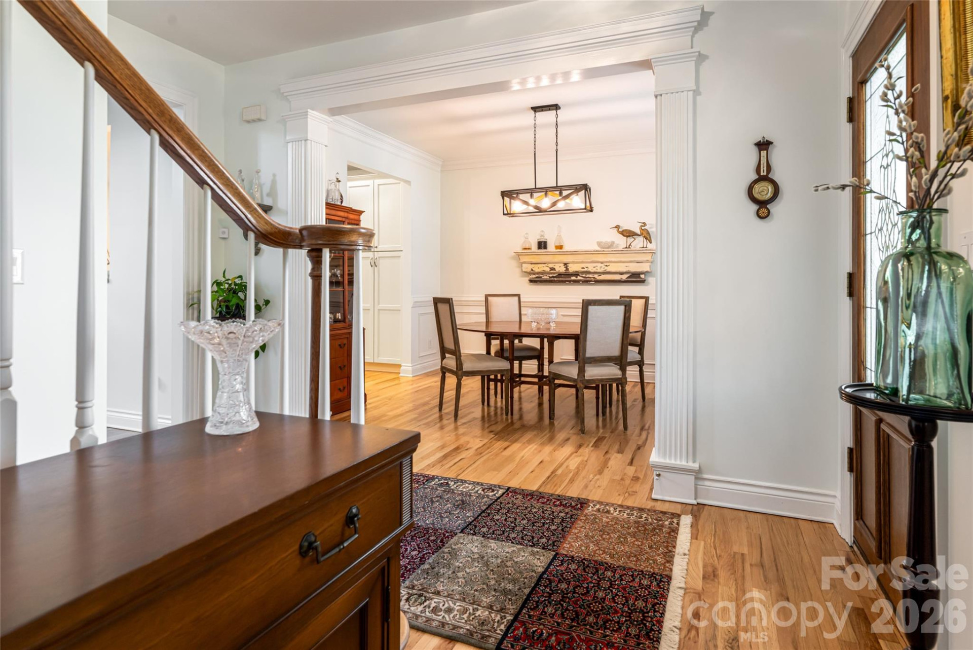 305 Woodview Court - Photo 10