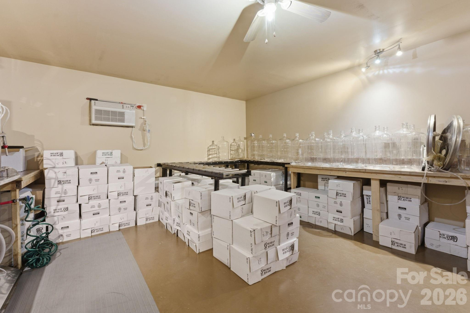 405 Johnathan Walk Road - Photo 17