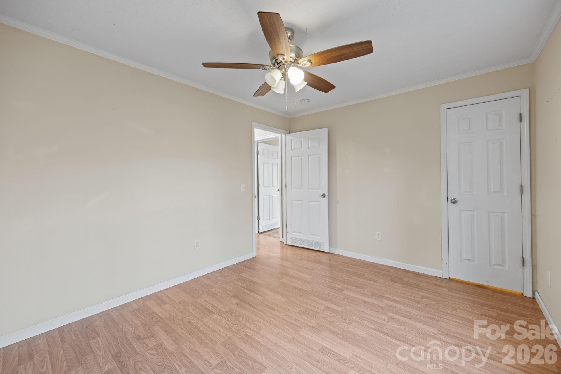 633 Allen Drive - Photo 13