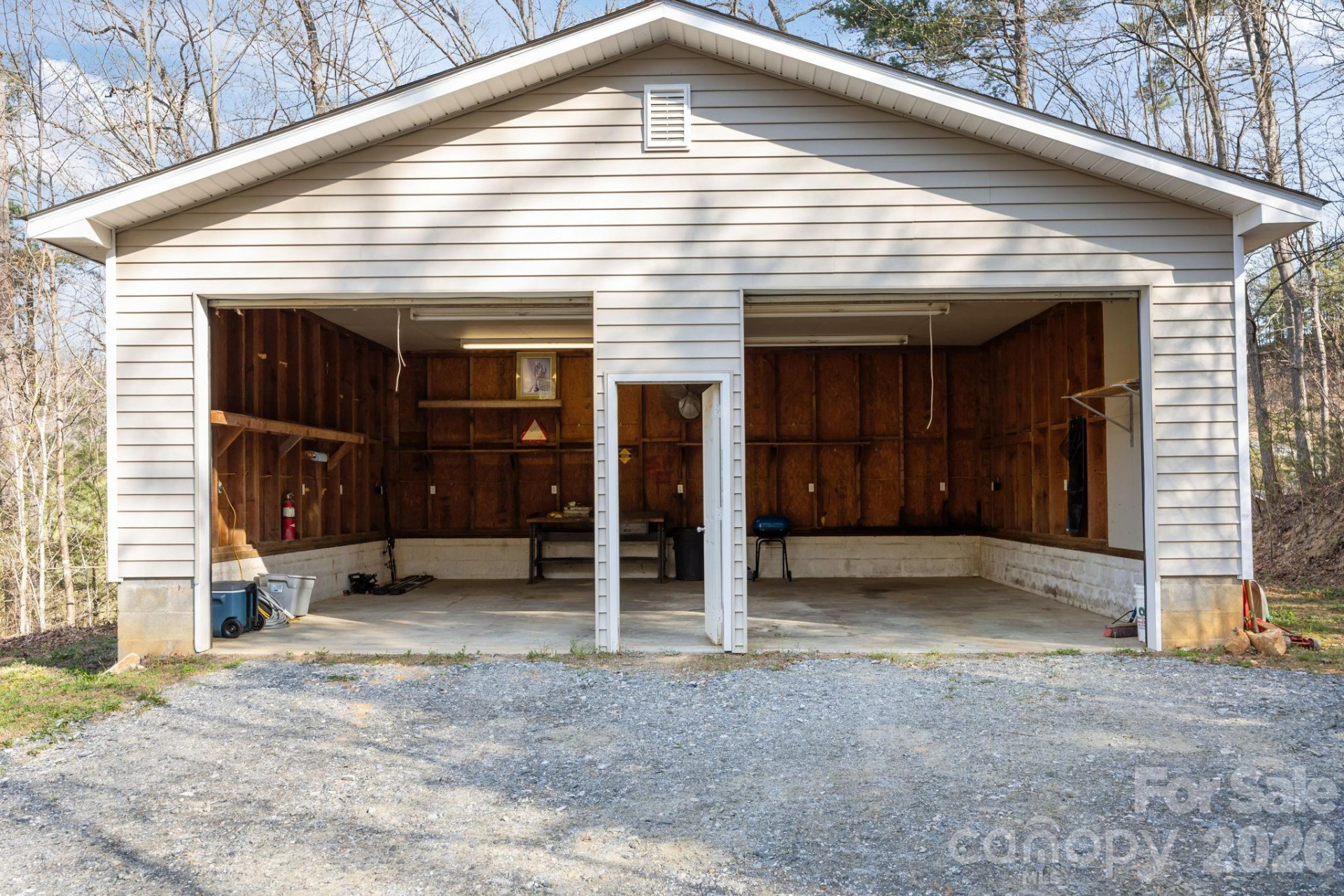 633 Allen Drive - Photo 15