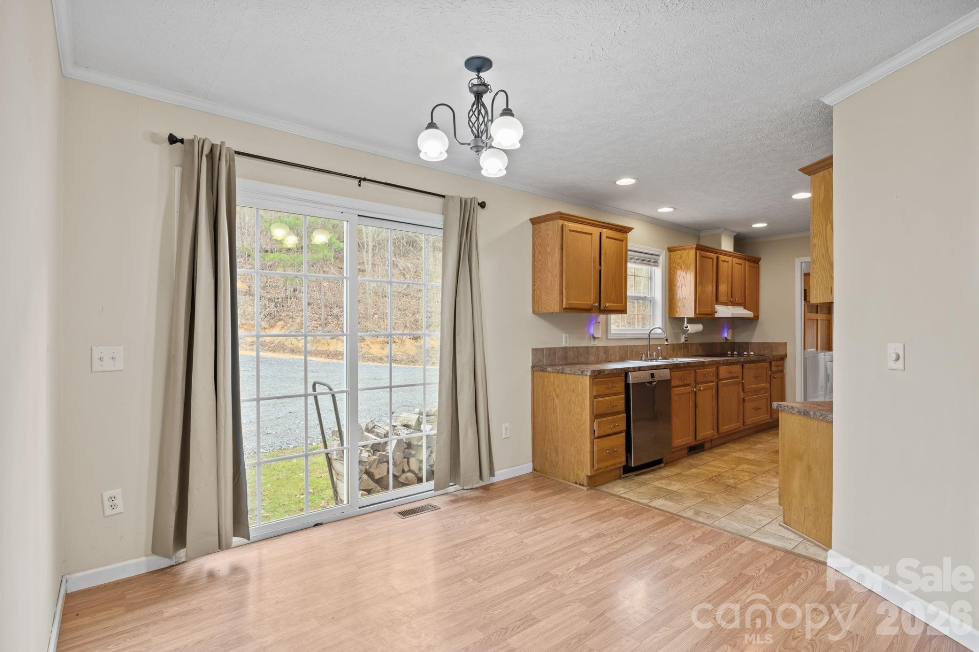 633 Allen Drive - Photo 5