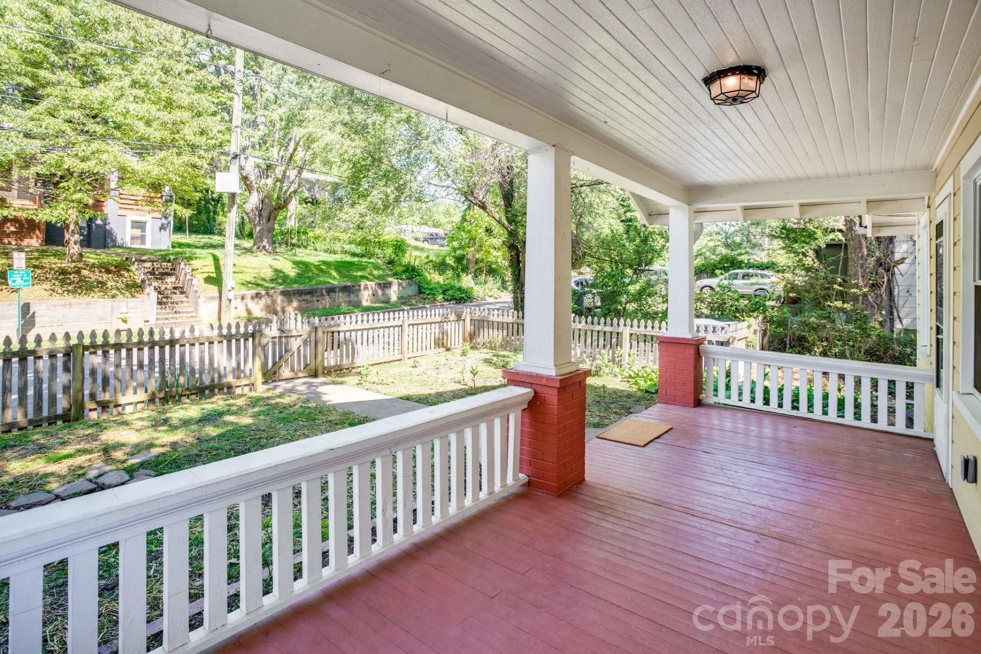 32 Swannanoa Avenue - Photo 2
