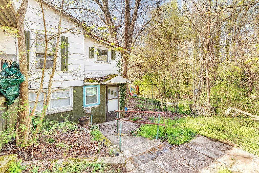 119 Fairfax Avenue - Photo 14