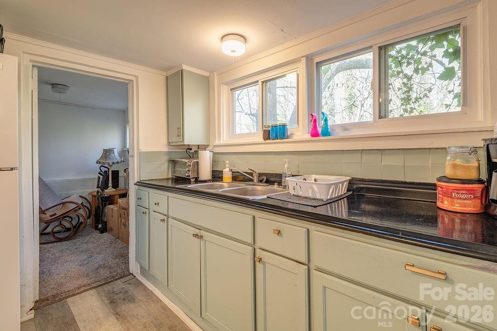 119 Fairfax Avenue - Photo 17