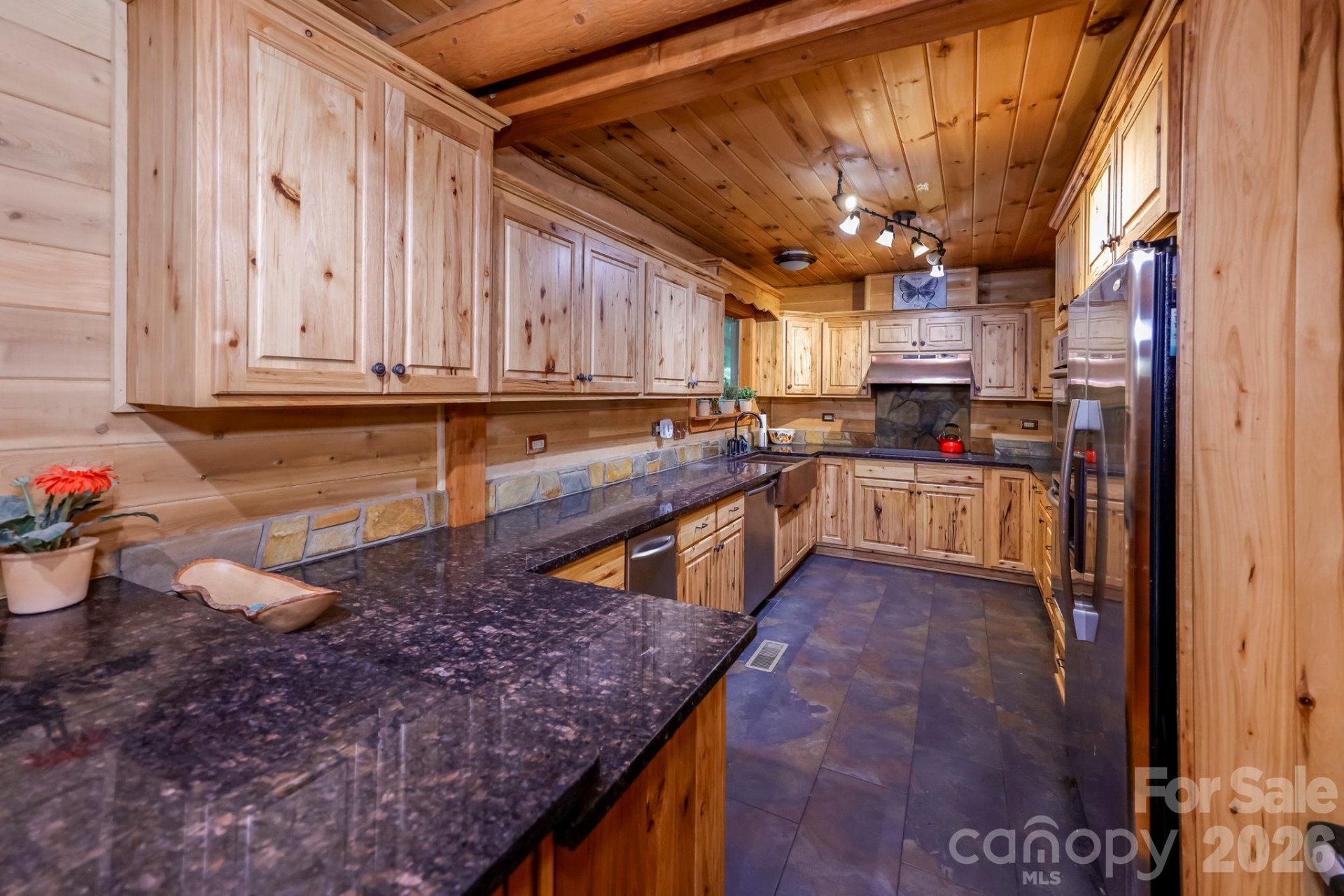 184 Sunlight Path - Photo 10