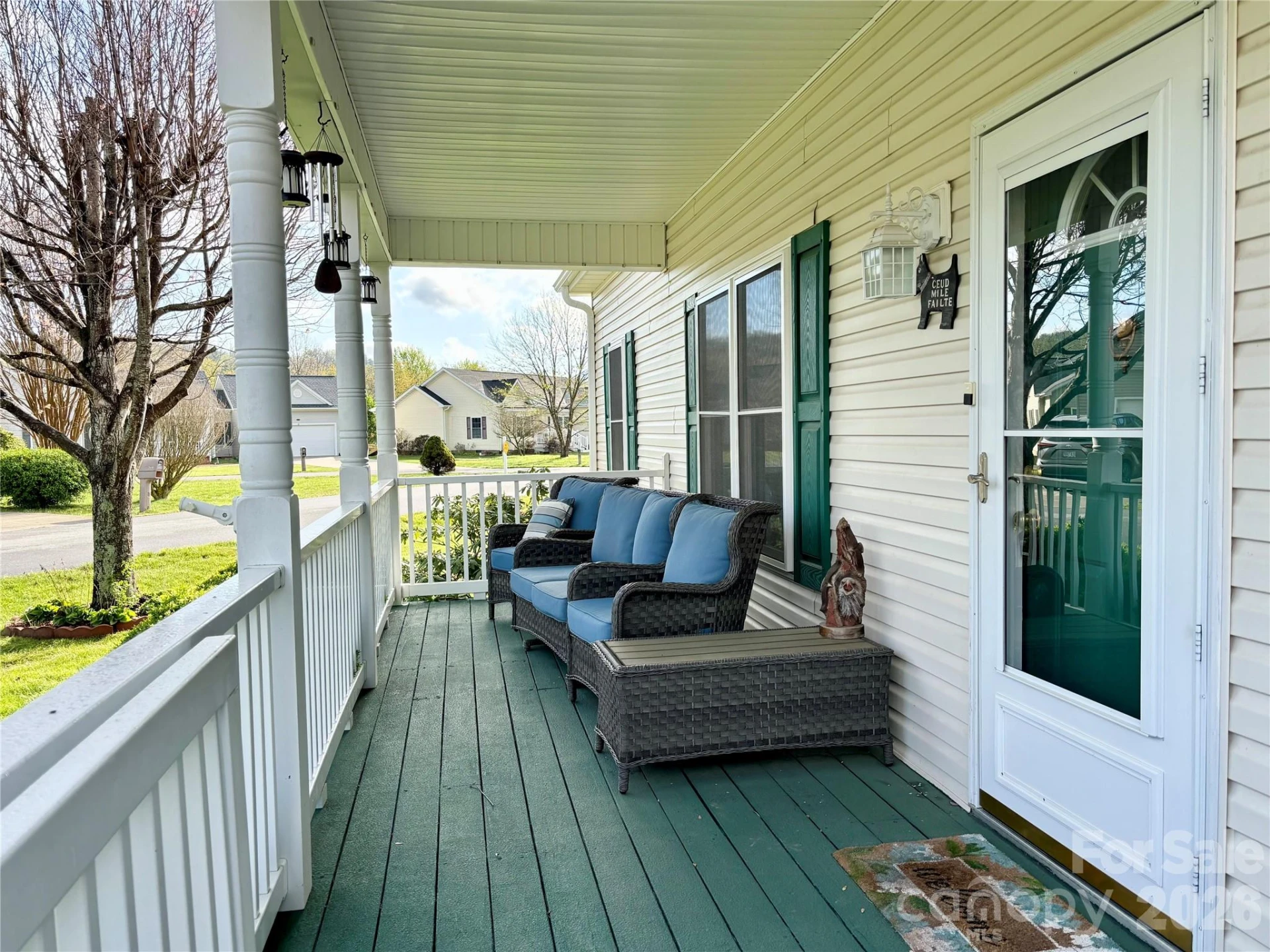194 Beechnut Drive - Photo 2