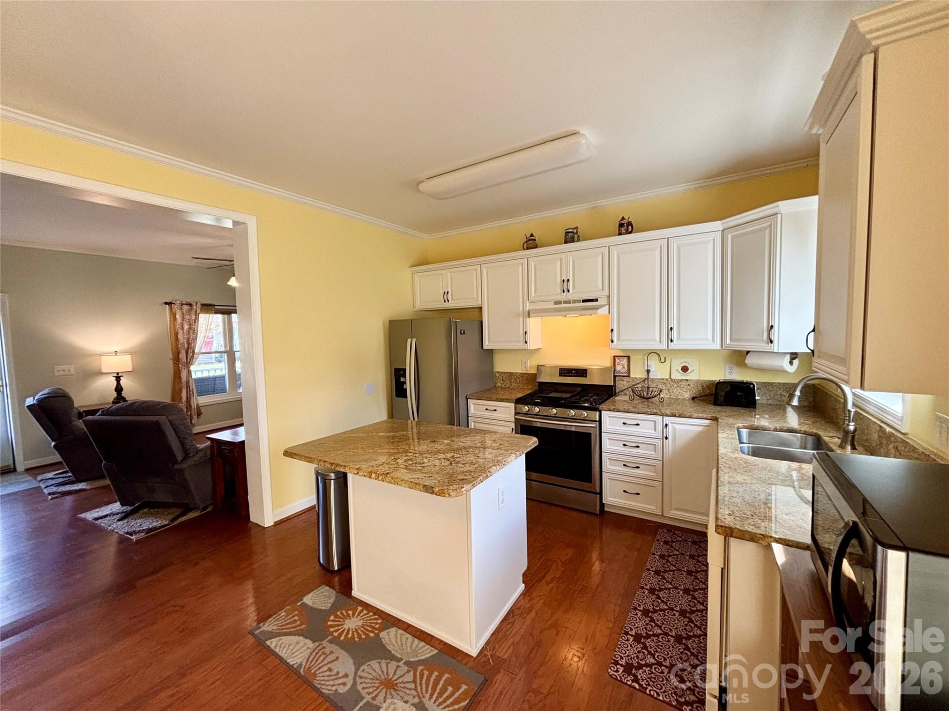 194 Beechnut Drive - Photo 5